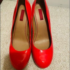 548 Melon heels. (They are not red) size 8